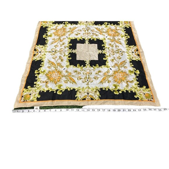 Triangle Vintage Luxurious Floral  Hand Printed Scarf Pure Silk  Made in China - Picture 4 of 7
